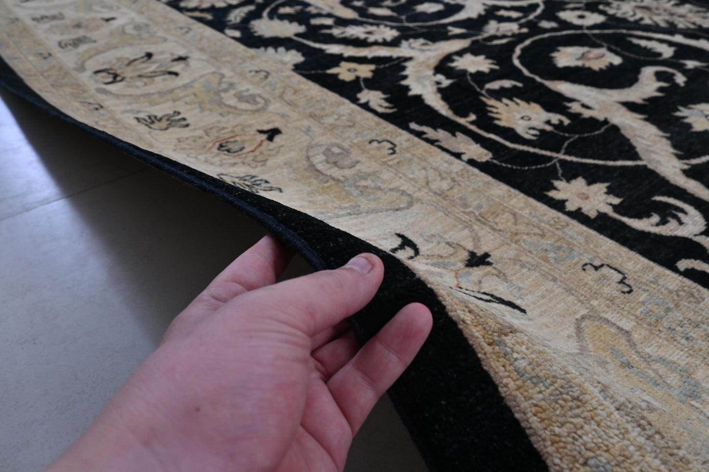9x12 Black and Beige Ziegler Chobi Area Rug โ Hand-Knotted Wool Persian Style Carpet โ Traditional Floral Rug for Living Room or Dining Room