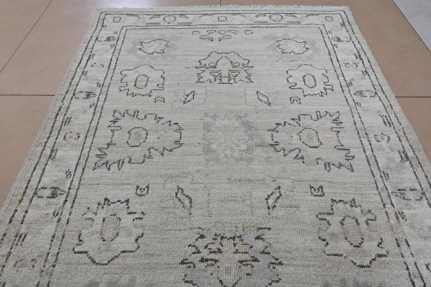 3x4 Ivory Afghan Oushak Rug โ Hand-Knotted Wool Area Rug โ Neutral Boho Turkish Style Carpet โ Vegdyes โ Farmhouse Decor Accent Rug