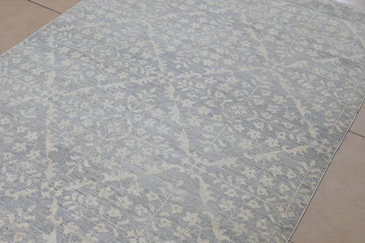 5x7 Vintage Gray Distressed Area Rug – Hand-Knotted Wool Rug, Geometric Modern Tribal Design, Neutral Persian Style Carpet for Living Room